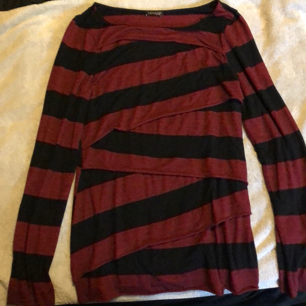 Long sleeve top